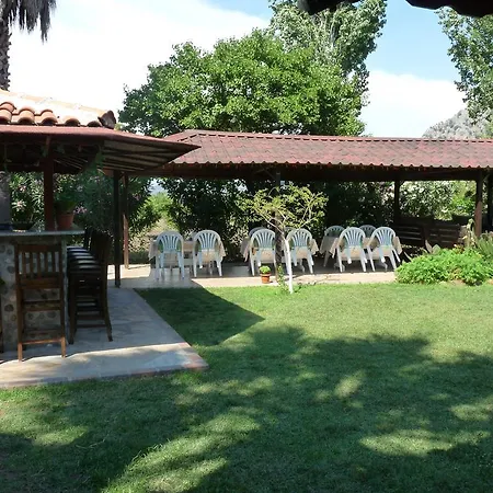 Garden Oda ve Kahvaltı Dalyan