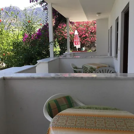 Garden Oda ve Kahvaltı Dalyan