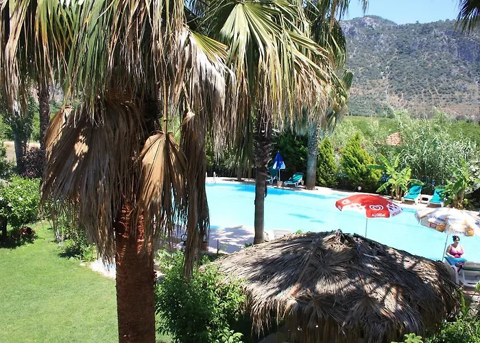 Garden Bed & Breakfast *