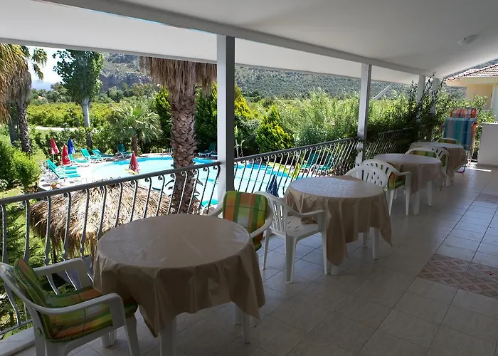 Oda ve Kahvaltı Garden